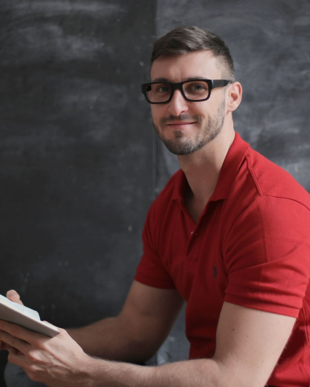 Tomasz Wróbel, lektor angielskiego i niemieckiego (zdjęcie poglądowe)